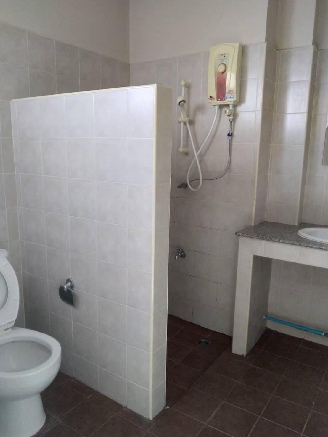 2BPlace_bathroom