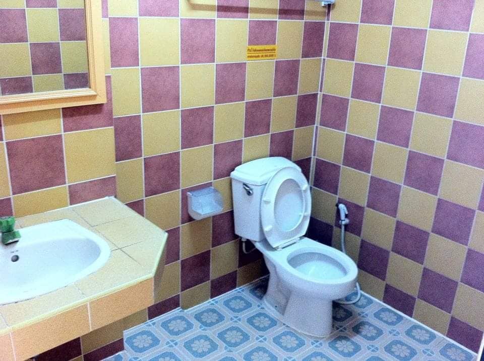 ธารตะวันแมนชั่น_bathroom