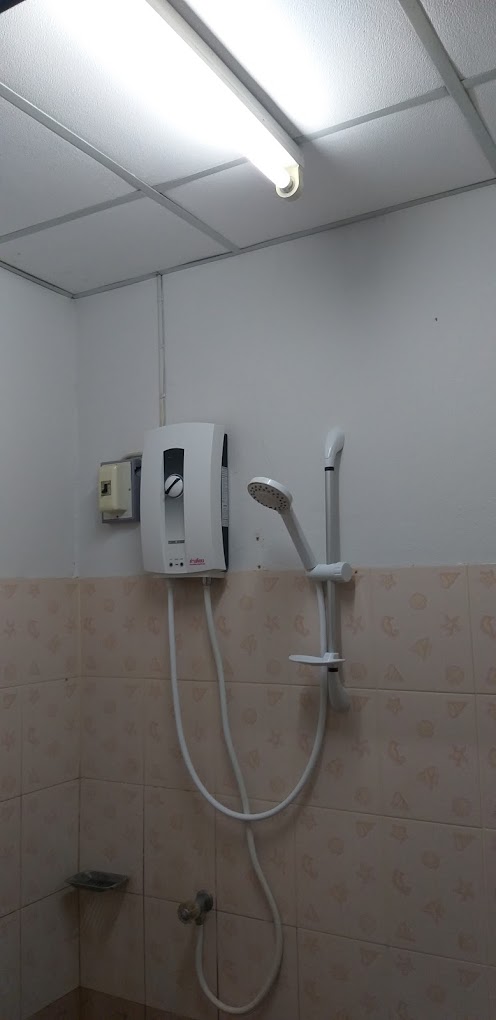 úR